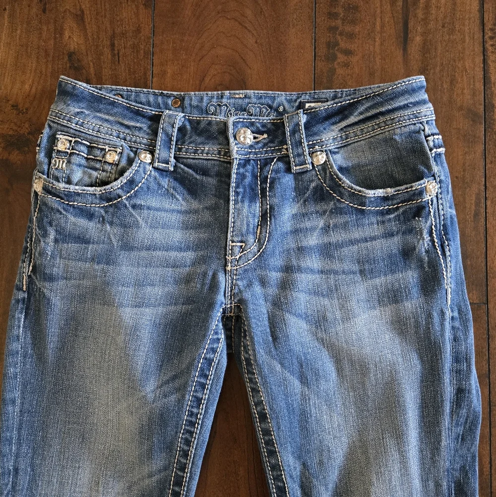 Miss Me Boot Rhinestone Embellished Embroidered Flap Pocket Jeans Women's Sz 27 - Picture 4 of 16
